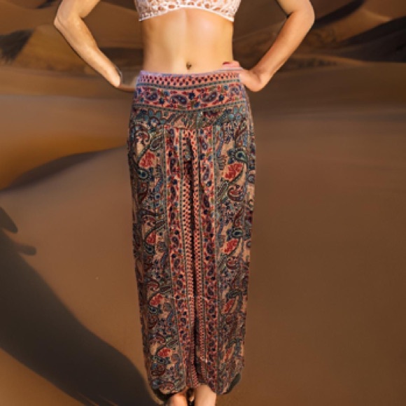 White Waves Pants - SOLD OUT - Women's Boho Printed Palazzo Side Split Wide Leg. Medium